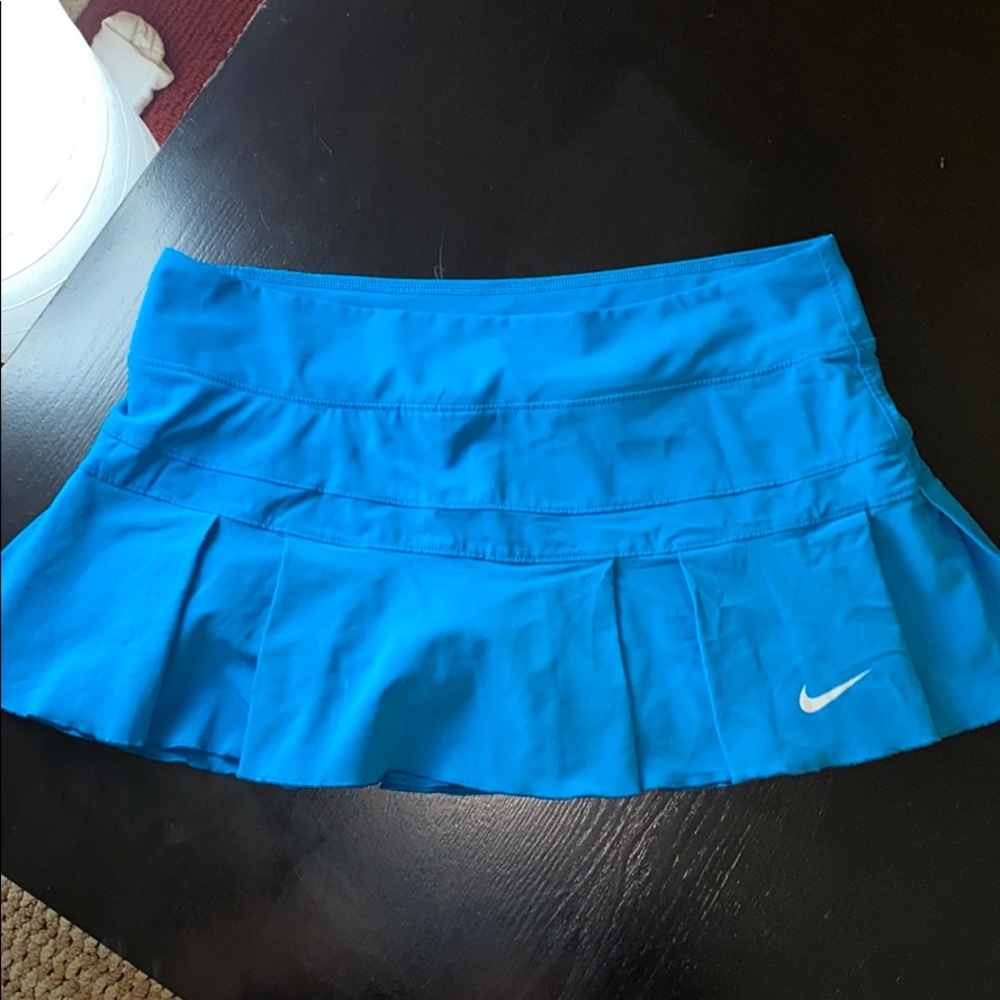 Nike women’s skirt